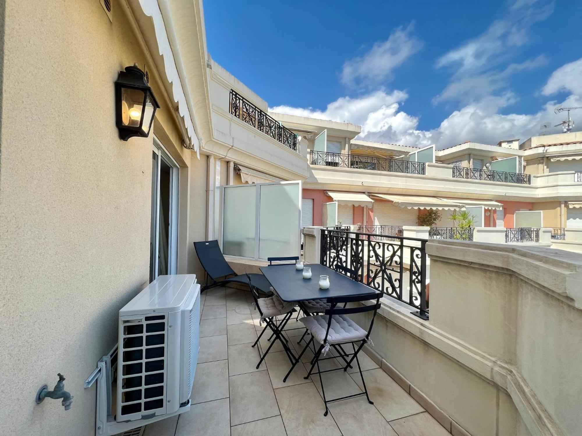'Le Victoria Beach' Vue Mer Plein Centre, Spacieux Menton Eksteriør bilde